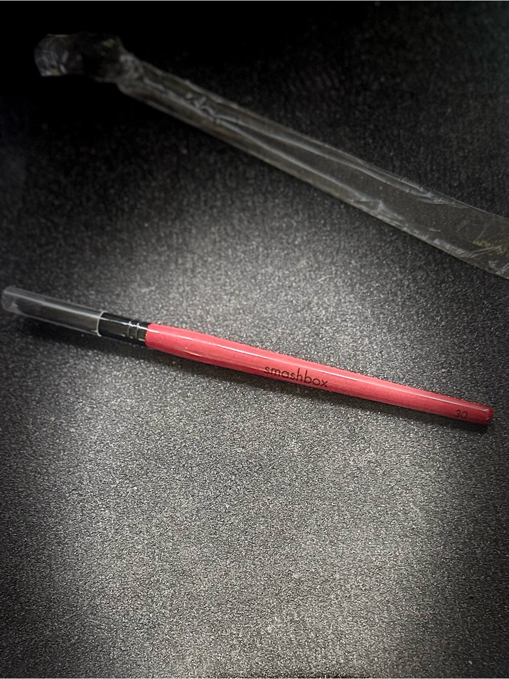 *NEW*SMASHBOX Shadow Liner Brush - #30
